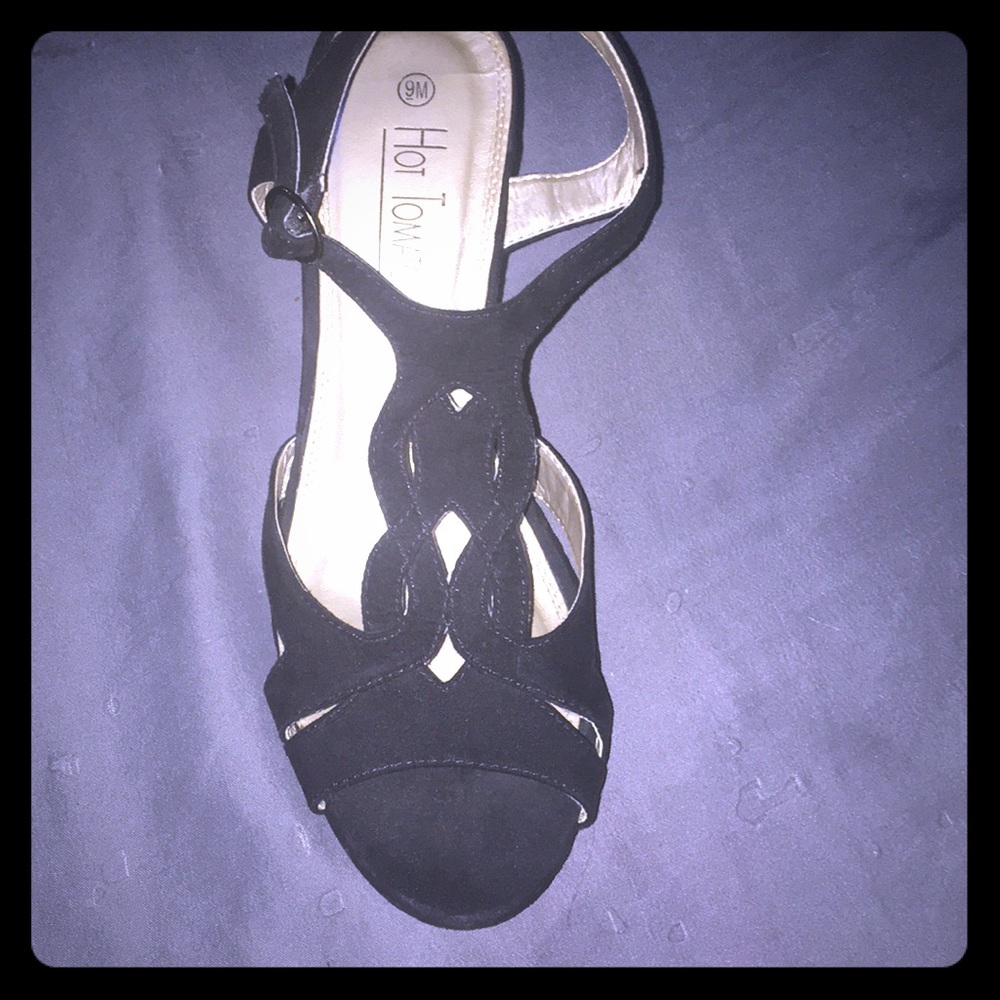 Heels - Picture 2 of 2